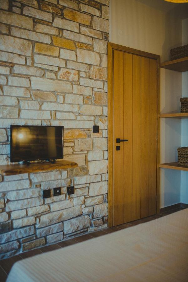 Peri Elxis Luxury Suites Mourésion Exteriér fotografie